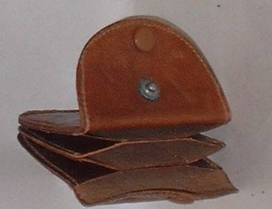 vintage_leather_change_purse_1